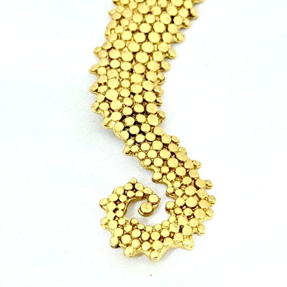 Large Gold Tone Textured Seahorse Brooch - 4" x 1.5" - Picture 4 of 7